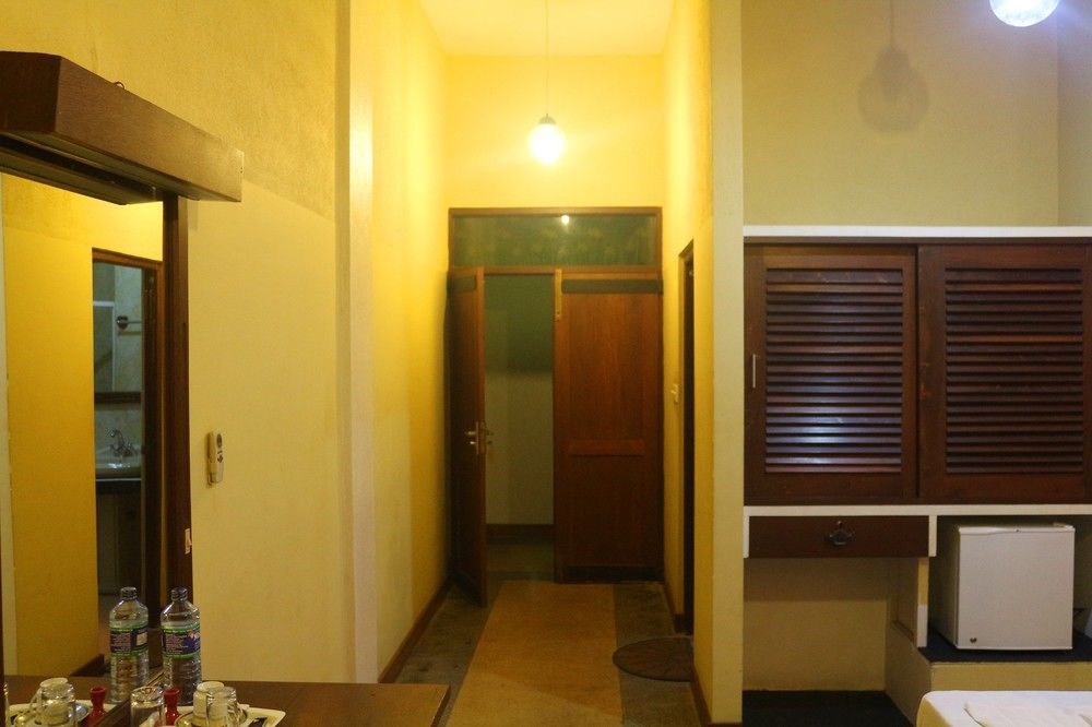 Ocean Dreams Hotel Ahangama Buitenkant foto