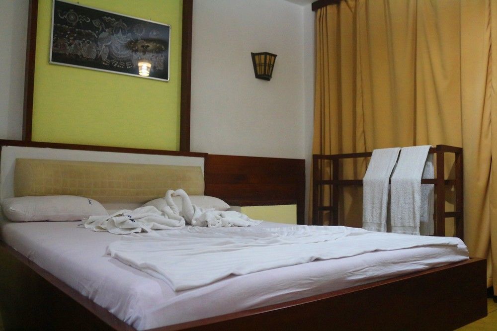 Ocean Dreams Hotel Ahangama Buitenkant foto