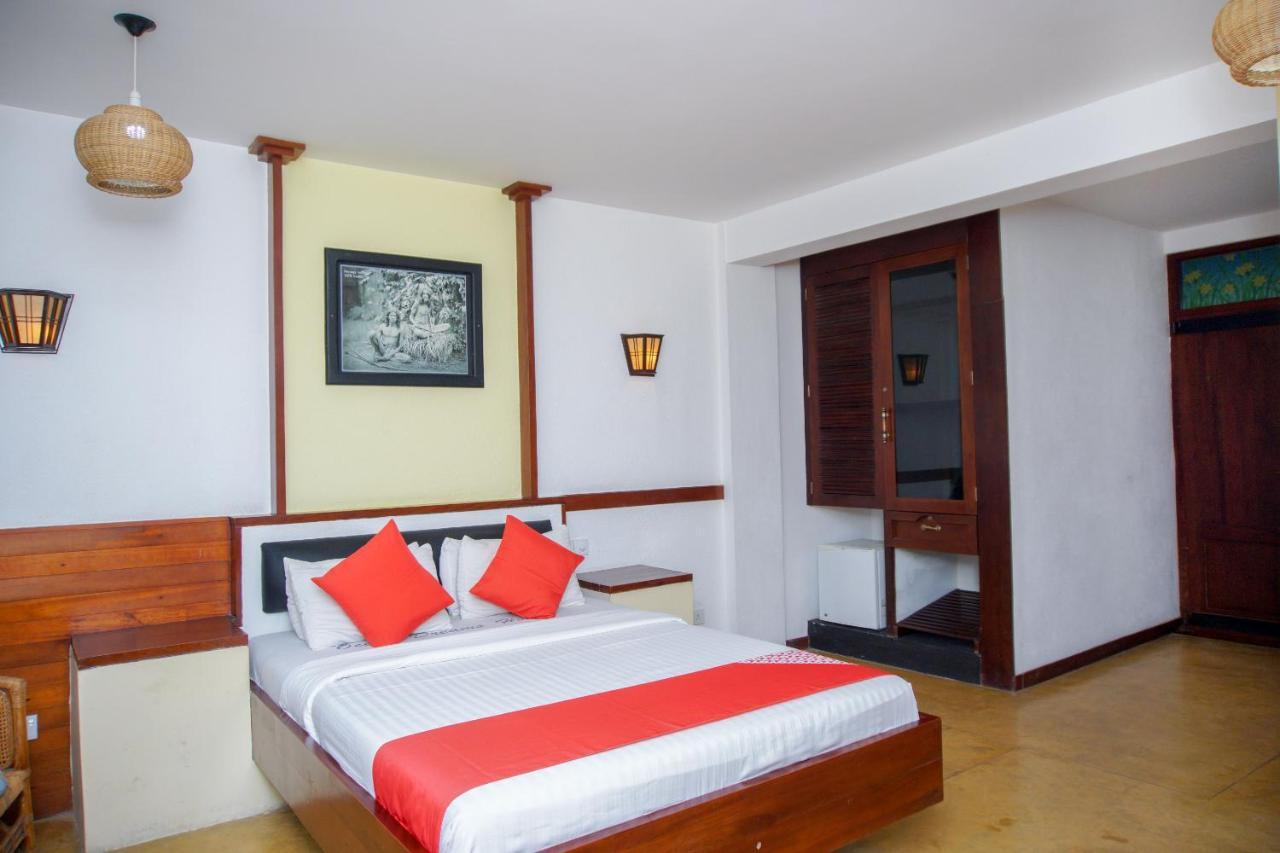 Ocean Dreams Hotel Ahangama Buitenkant foto