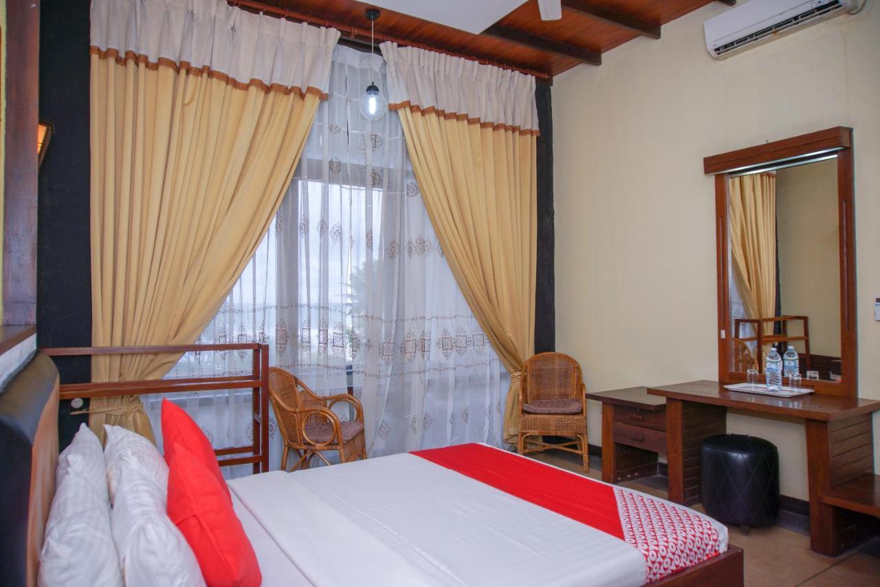 Ocean Dreams Hotel Ahangama Buitenkant foto