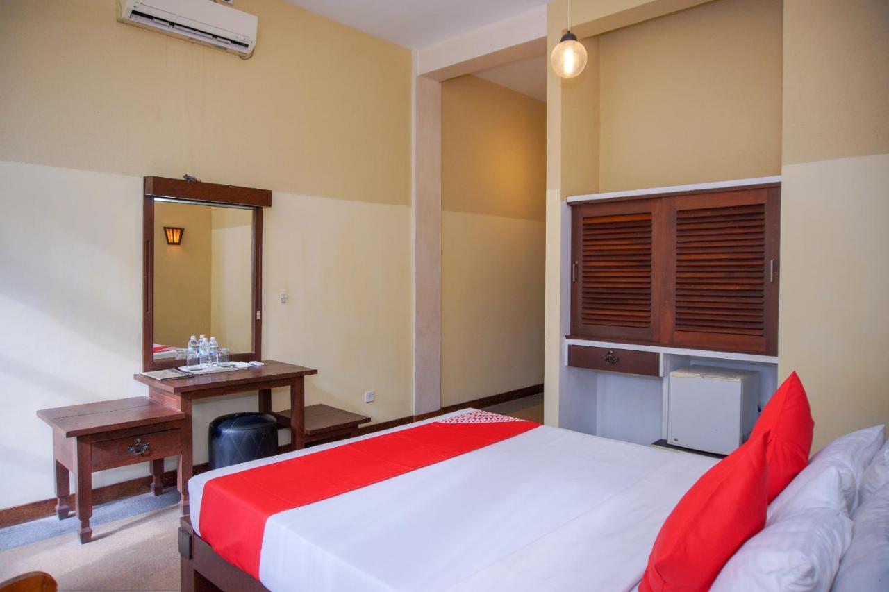 Ocean Dreams Hotel Ahangama Buitenkant foto